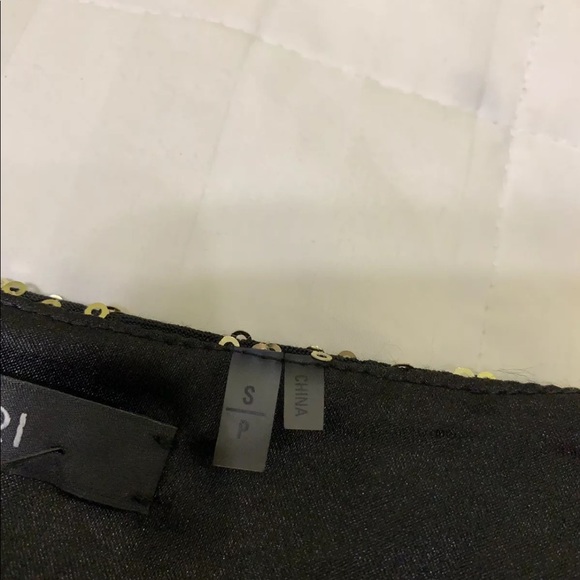 Tahari Women’s Golden Sequin Dress Top Small NWT - Picture 3 of 7